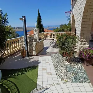  Apartment Nizic